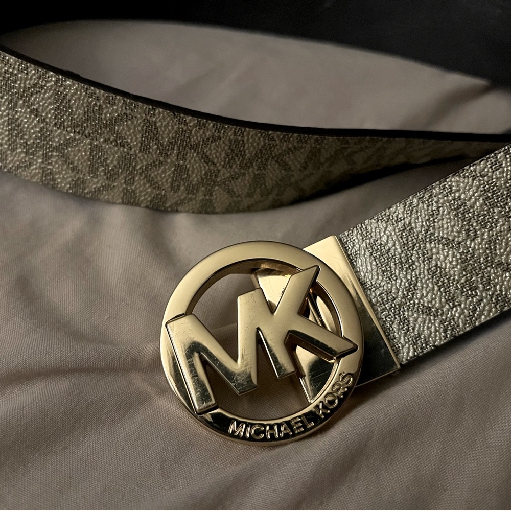 Reversible Leather Belt
MICHAEL Michael Kors